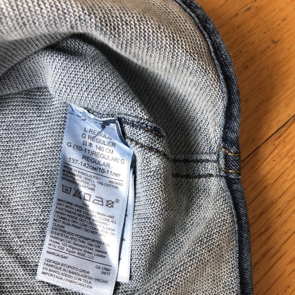 GAP jean shirt with snaps - Picture 4 of 4